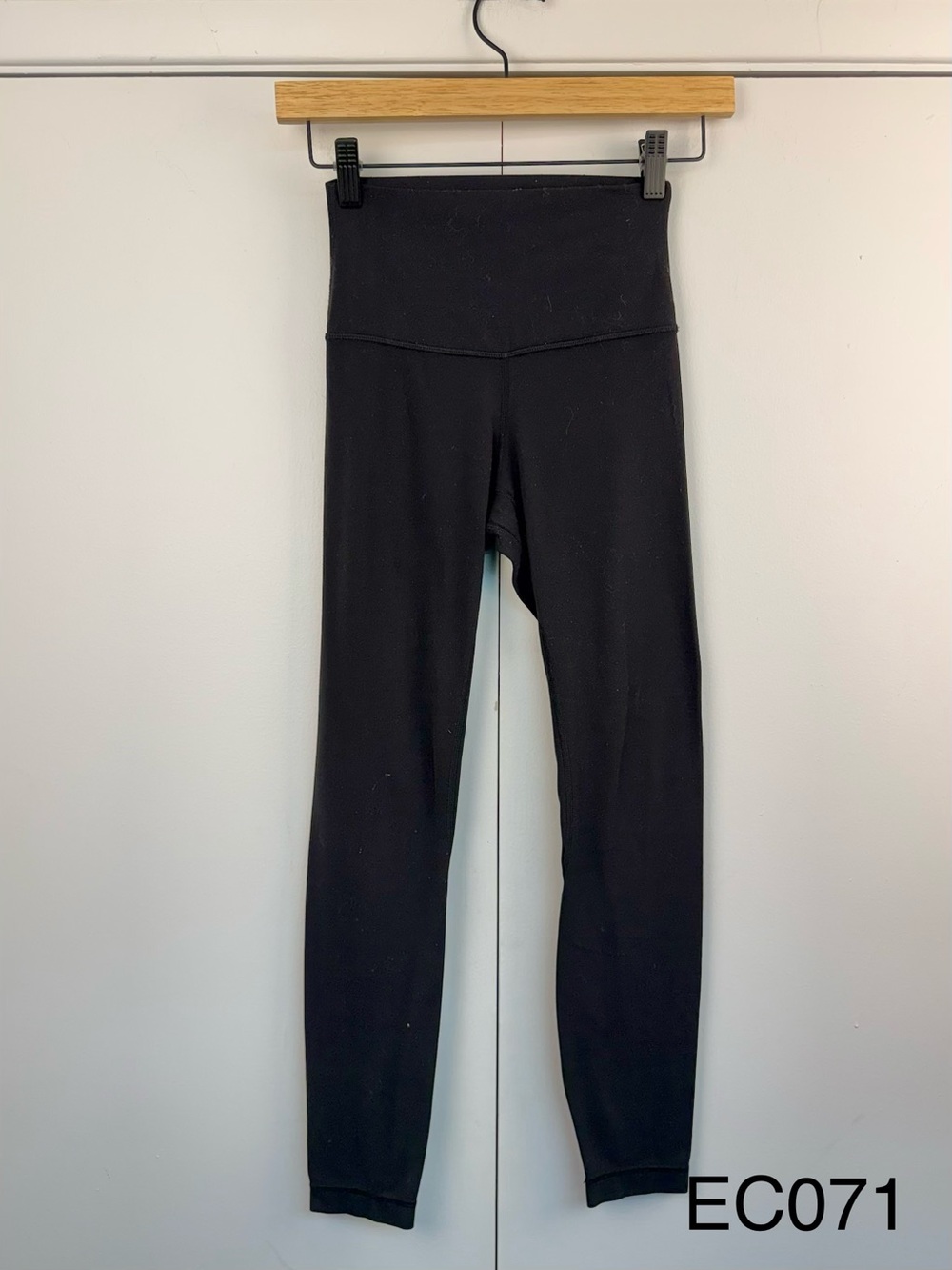lululemon Wunder Under High-Rise 25" Nulux Black Leggings Size 2